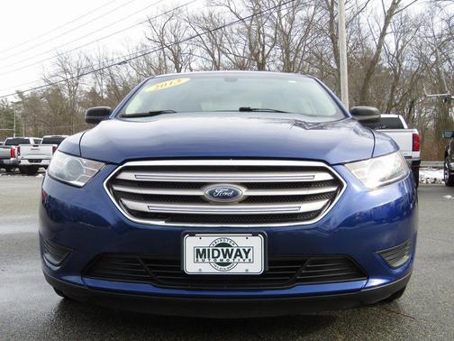 2013 Ford Taurus SE
