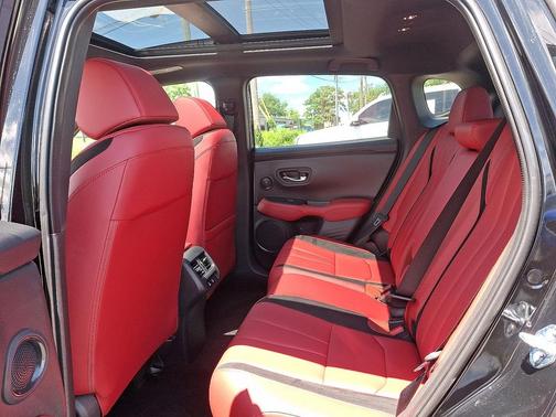 2025 Acura ADX w/A-Spec Advance Package