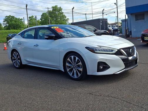 Pearl White Tricoat 2021 Nissan Maxima 3.5 Platinum