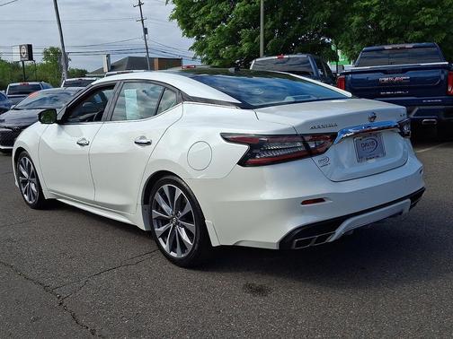 Pearl White Tricoat 2021 Nissan Maxima 3.5 Platinum
