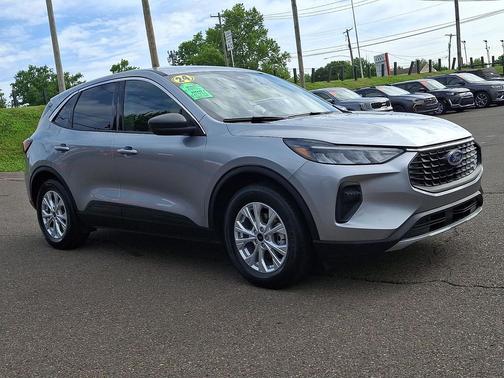 Iconic Silver Metallic 2024 Ford Escape Active