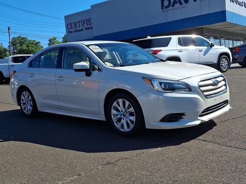 Crystal White Pearl 2015 Subaru Legacy Premium