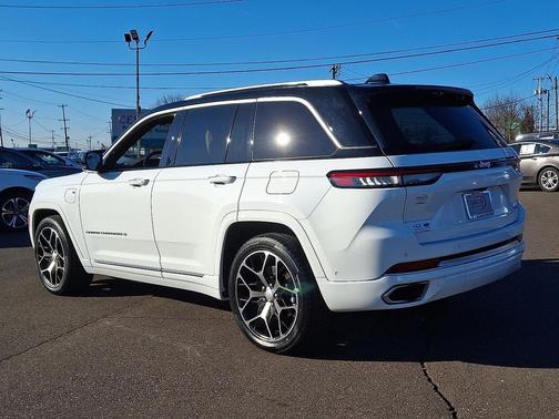 2023 Jeep Grand Cherokee 4xe Summit Reserve