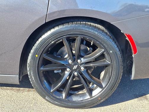 2018 Dodge Charger SXT