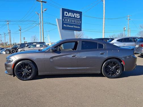 2018 Dodge Charger SXT