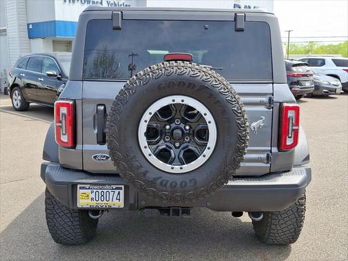 2022 Ford Bronco Badlands