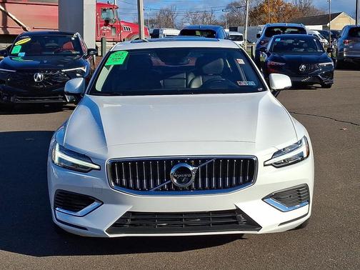 2021 Volvo S60 Recharge Plug-In Hybrid T8 Inscription