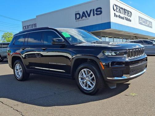 Diamond Black Crystal Pearlcoat 2025 Jeep Grand Cherokee L Laredo