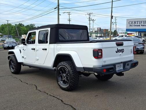 2024 Jeep Gladiator Willys