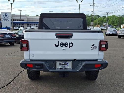 2024 Jeep Gladiator Willys