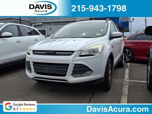 White 2013 Ford Escape SE