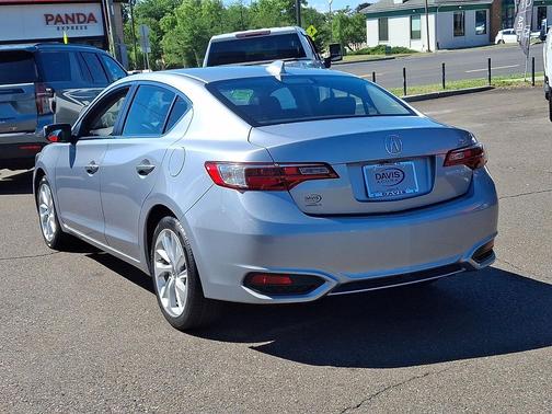 Lunar Silver Metallic - SI 2017 Acura ILX 2.4L