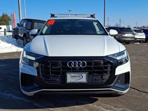 2021 Audi Q8 55 Premium Plus