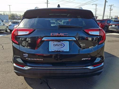 2024 GMC Terrain AWD AT4