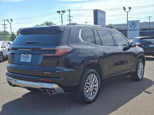 2024 GMC Acadia Denali