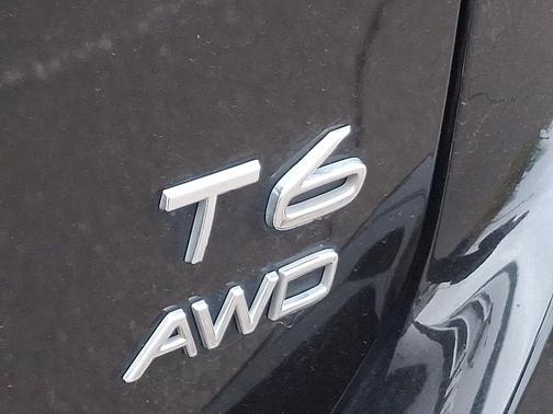 2017 Volvo XC60 T6 Dynamic