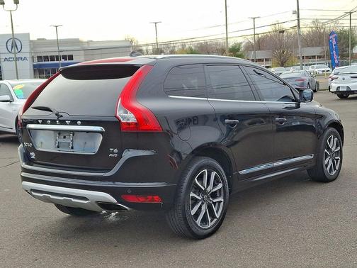 2017 Volvo XC60 T6 Dynamic