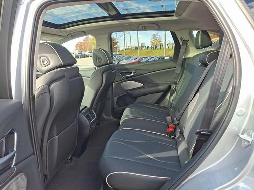 2026 Acura RDX Advance Package