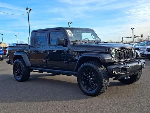 2024 Jeep Gladiator Nighthawk