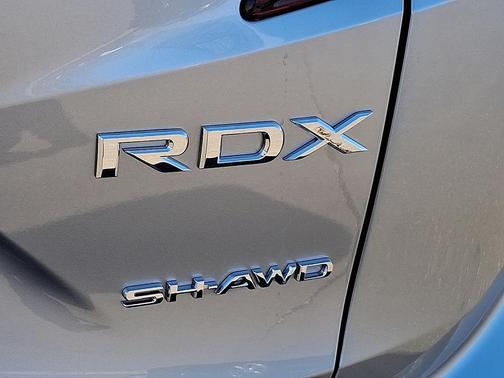 2025 Acura RDX Advance Package