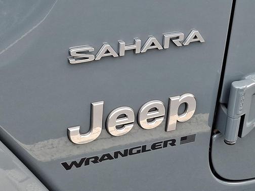 2024 Jeep Wrangler 4-Door Sahara 4x4