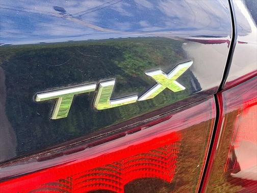2017 Acura TLX w/Technology Package