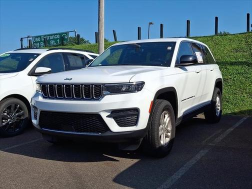 2024 Jeep Grand Cherokee Laredo