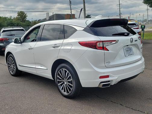 2025 Acura RDX Advance Package