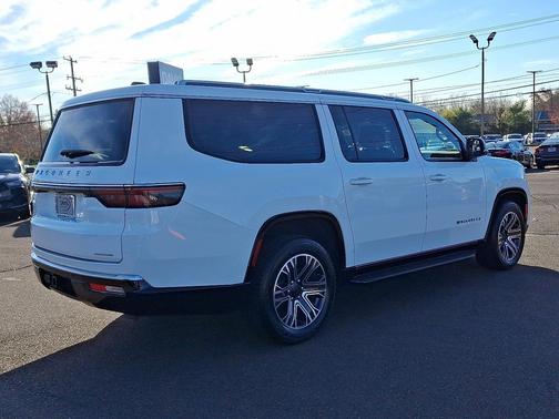 2024 Jeep Wagoneer L Series II 4x4