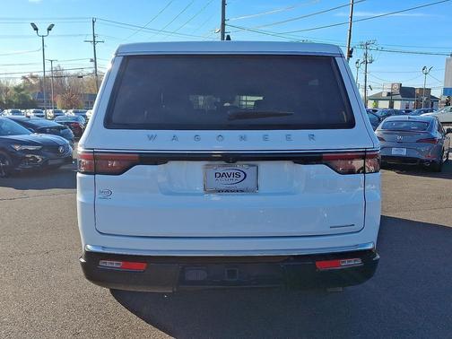 2024 Jeep Wagoneer L Series II 4x4