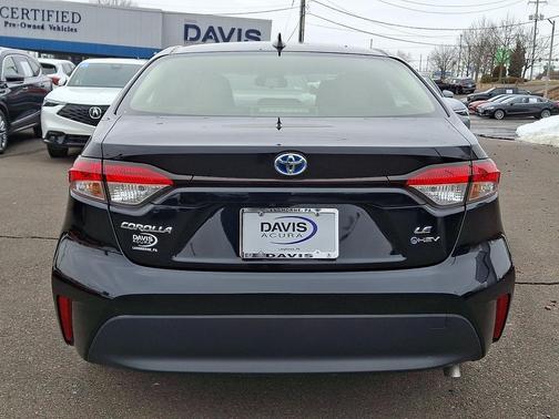 2025 Toyota Corolla Hybrid LE