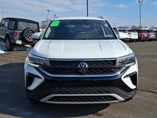 2024 Volkswagen Taos 1.5T SE