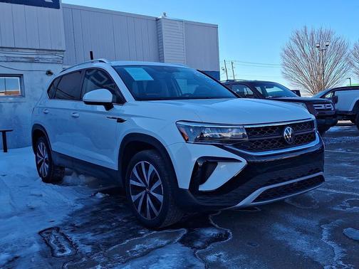 2024 Volkswagen Taos 1.5T SE