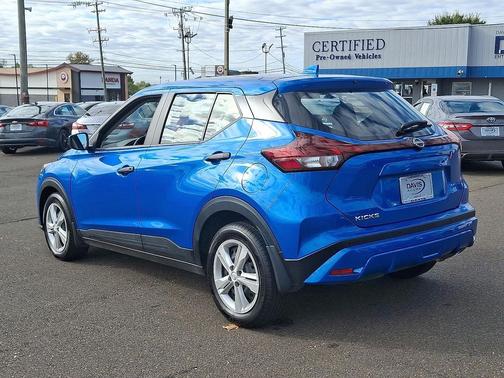 2024 Nissan Kicks S