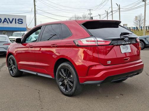 2024 Ford Edge ST Line