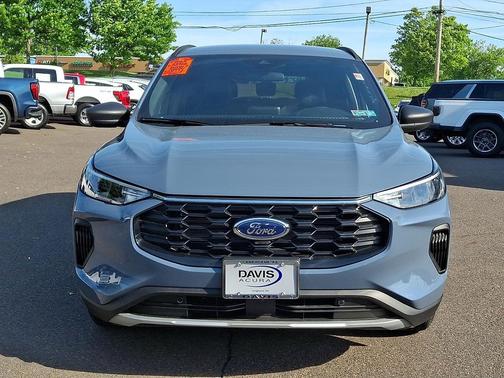 Vapor Blue Metallic 2025 Ford Escape ST-Line