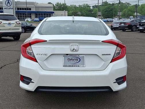 2018 Honda Civic Touring