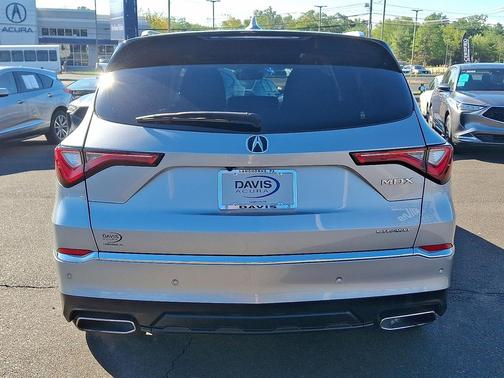 2023 Acura MDX Advance Package