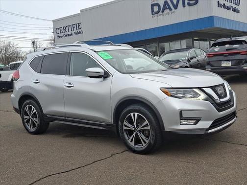 2017 Nissan Rogue SL