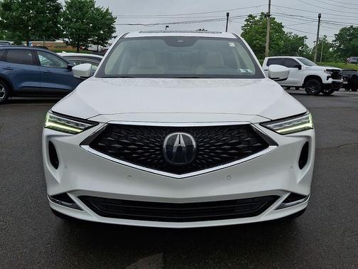 Platinum White 2023 Acura MDX Technology Package