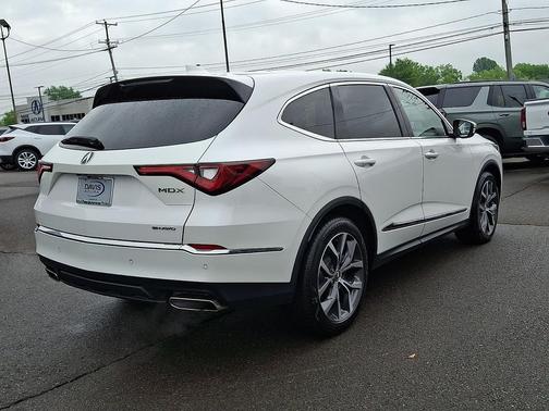 Platinum White 2023 Acura MDX Technology Package