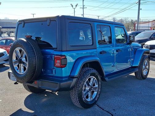 2020 Jeep Wrangler Unlimited Sahara