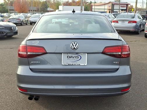 2016 Volkswagen Jetta 1.8T Sport