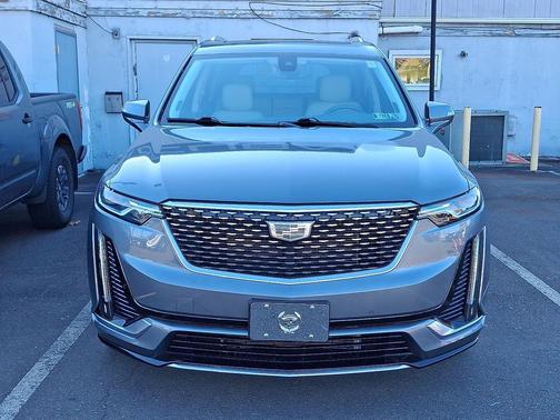 2022 Cadillac XT6 Premium Luxury AWD