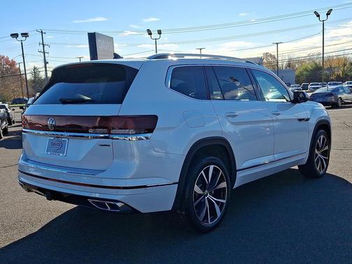 2024 Volkswagen Atlas 2.0T SEL Premium R-Line 4MOTION