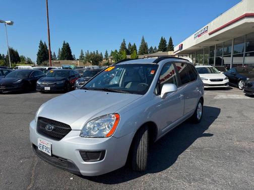 2008 Kia Rondo