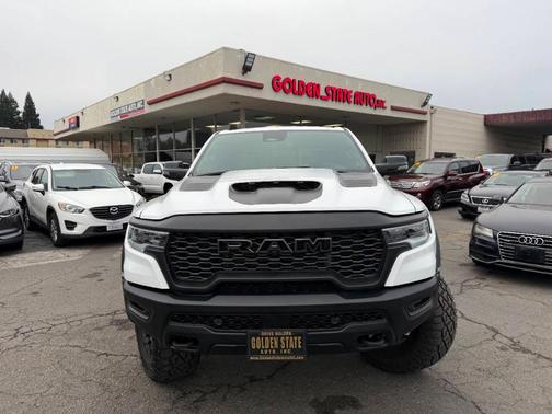 2025 RAM 1500 RHO