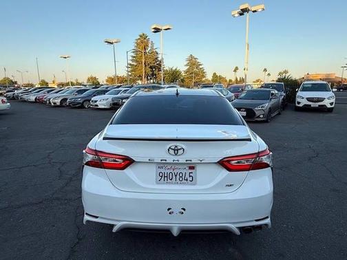 2020 Toyota Camry SE Nightshade