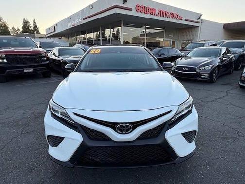 2020 Toyota Camry SE Nightshade