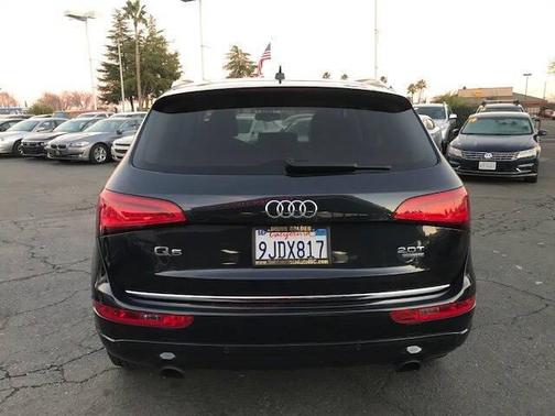 2017 Audi Q5 2.0T Premium Plus
